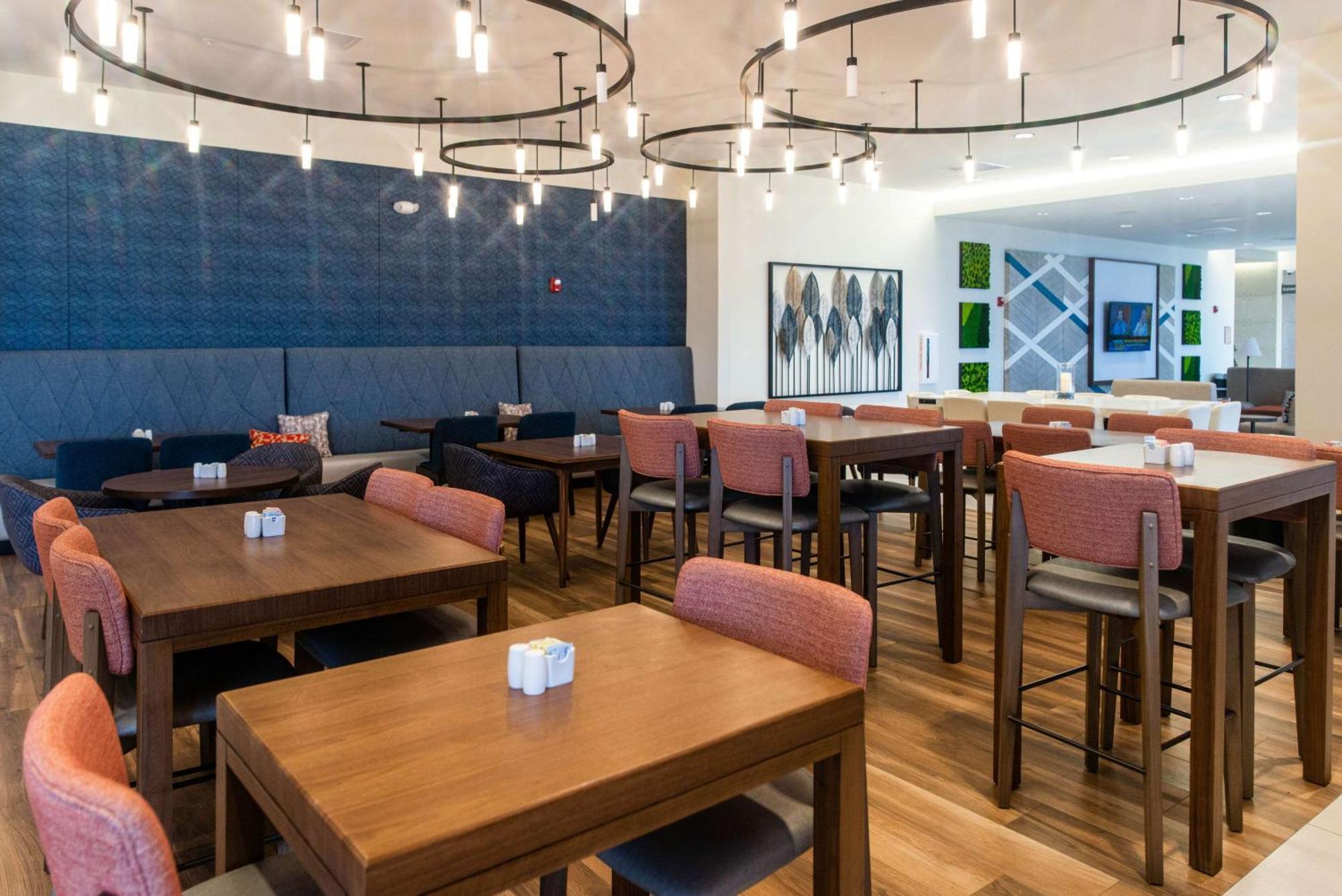 Hilton Garden Inn Mattoon, Il Eksteriør bilde